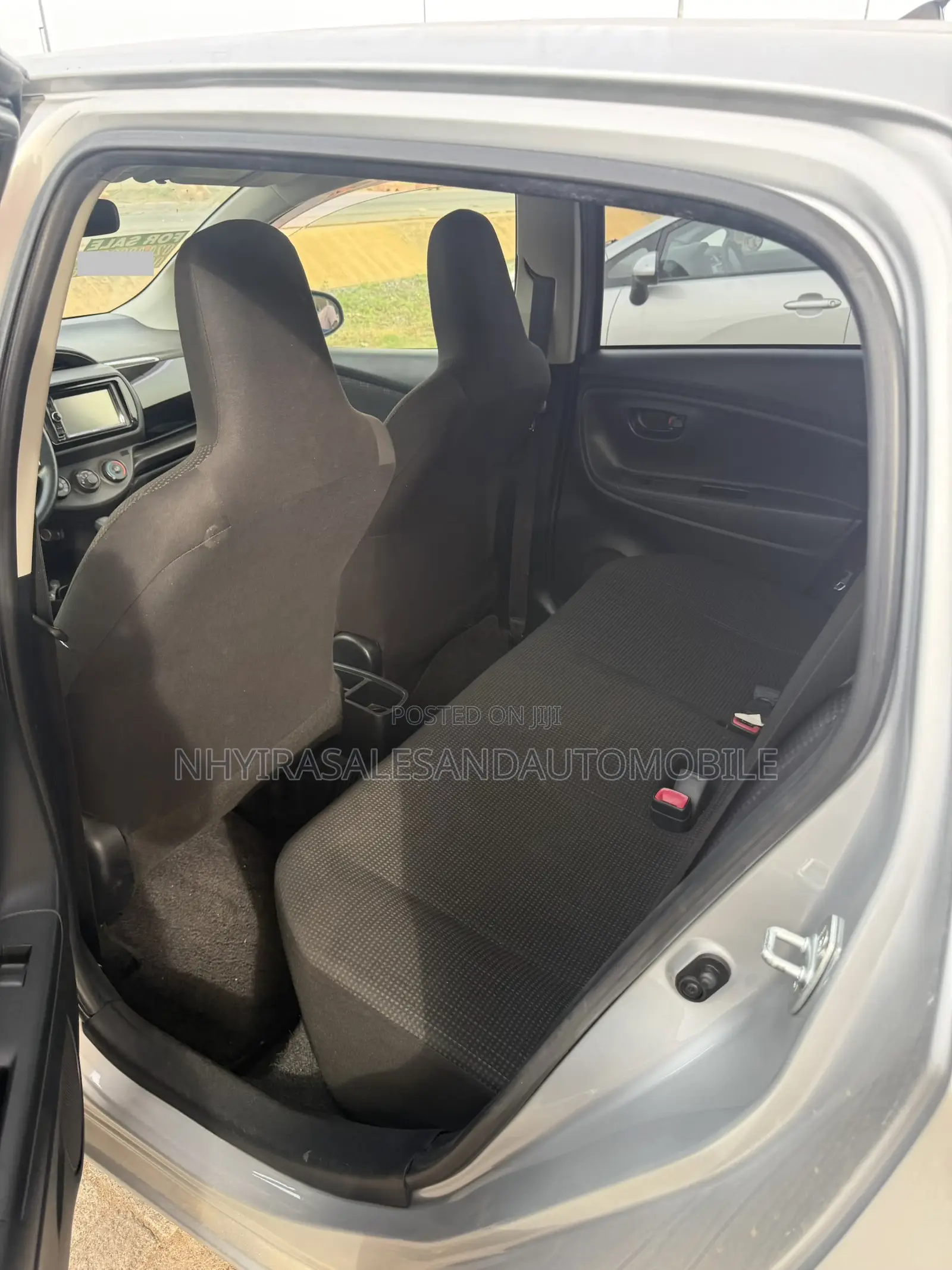 Toyota Vitz 1.5 FWD 3dr 2017 Silver