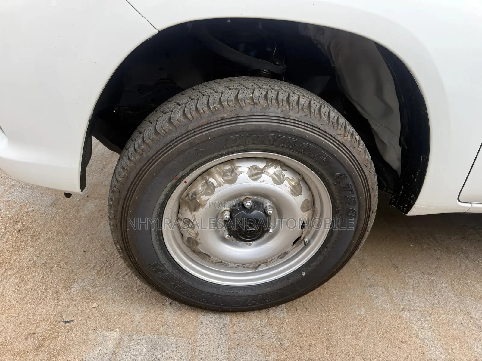 New Toyota Hilux 2025 White