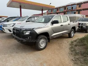 New Mitsubishi L200 2025 Silver