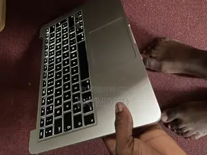 Laptop Apple MacBook Pro 2015 8GB Intel Core i5 SSD 256GB