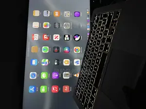 Laptop Apple MacBook Pro 2015 8GB Intel Core i5 SSD 256GB