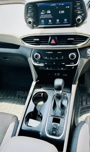 Hyundai Santa Fe 2020 White