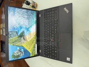 Laptop Lenovo ThinkPad P15s 32GB Intel Core i7 SSD 256GB