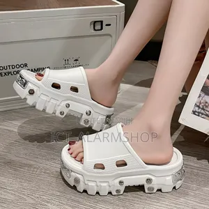 Thick-Soled Height Slippers