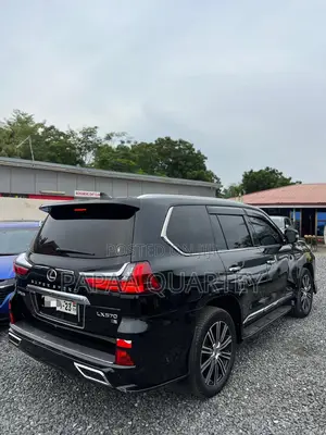 Lexus LX 2020 Black
