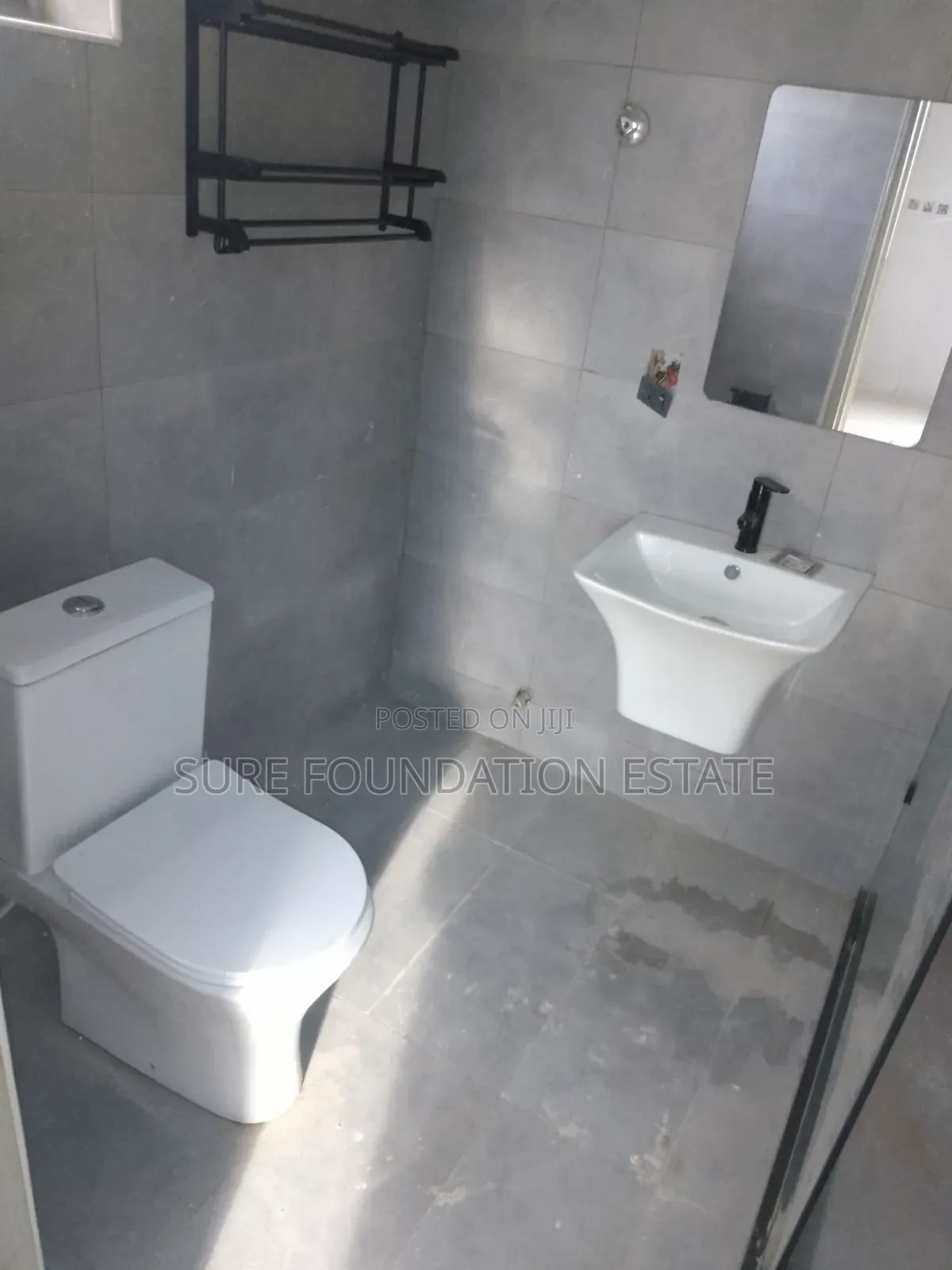 2bdrm Apartment in Dansoman for rent