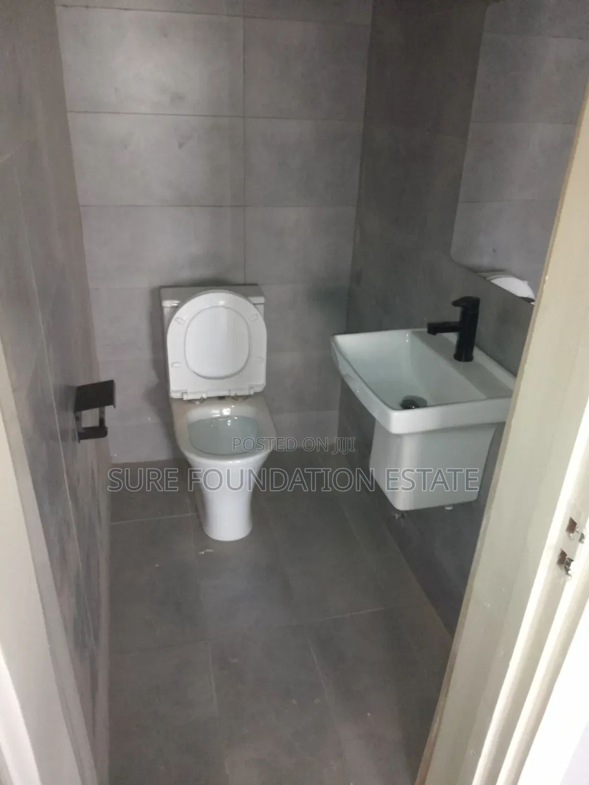 2bdrm Apartment in Dansoman for rent