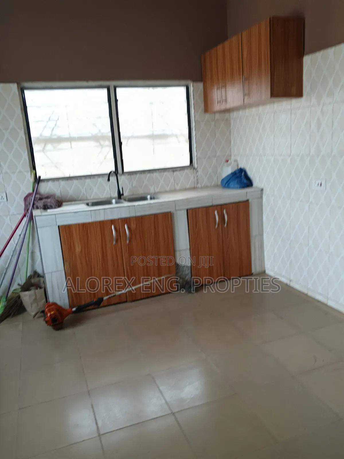 4bdrm House in Adenta, Malejor for rent