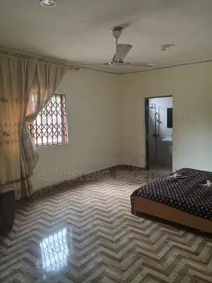 1bdrm Apartment in Adenta, Frafraha for rent