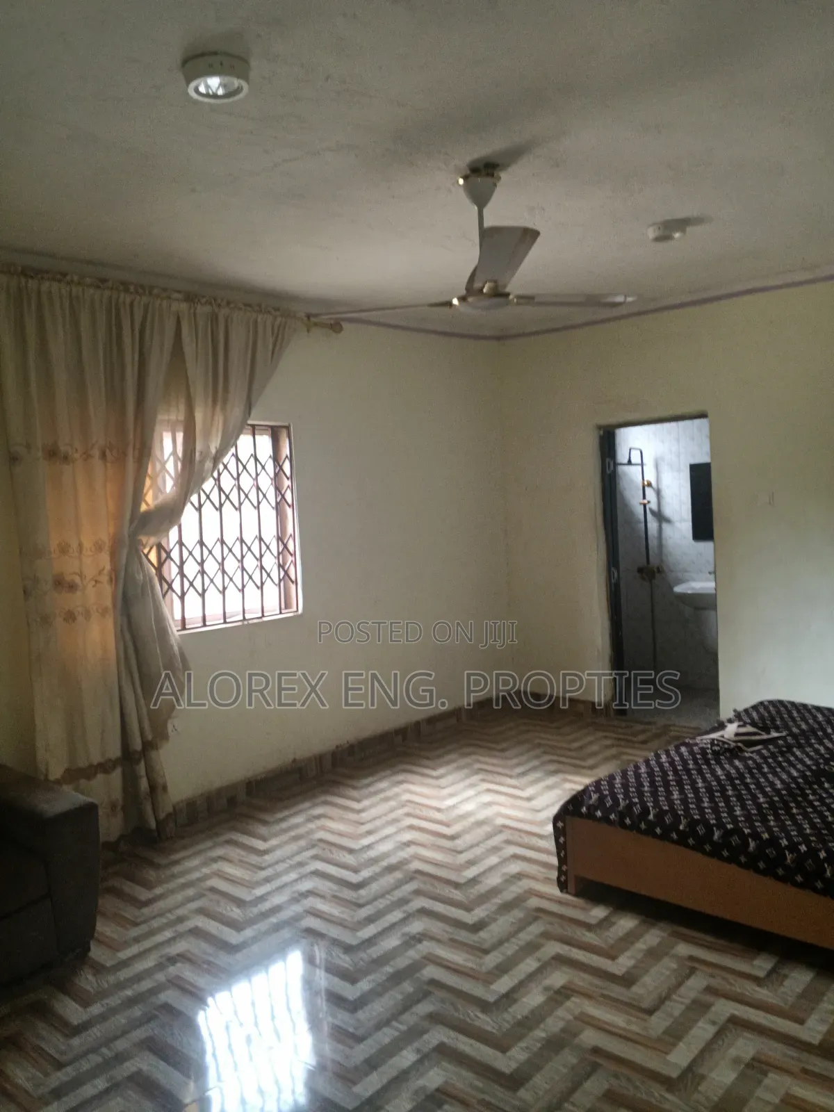 1bdrm Apartment in Adenta, Frafraha for rent