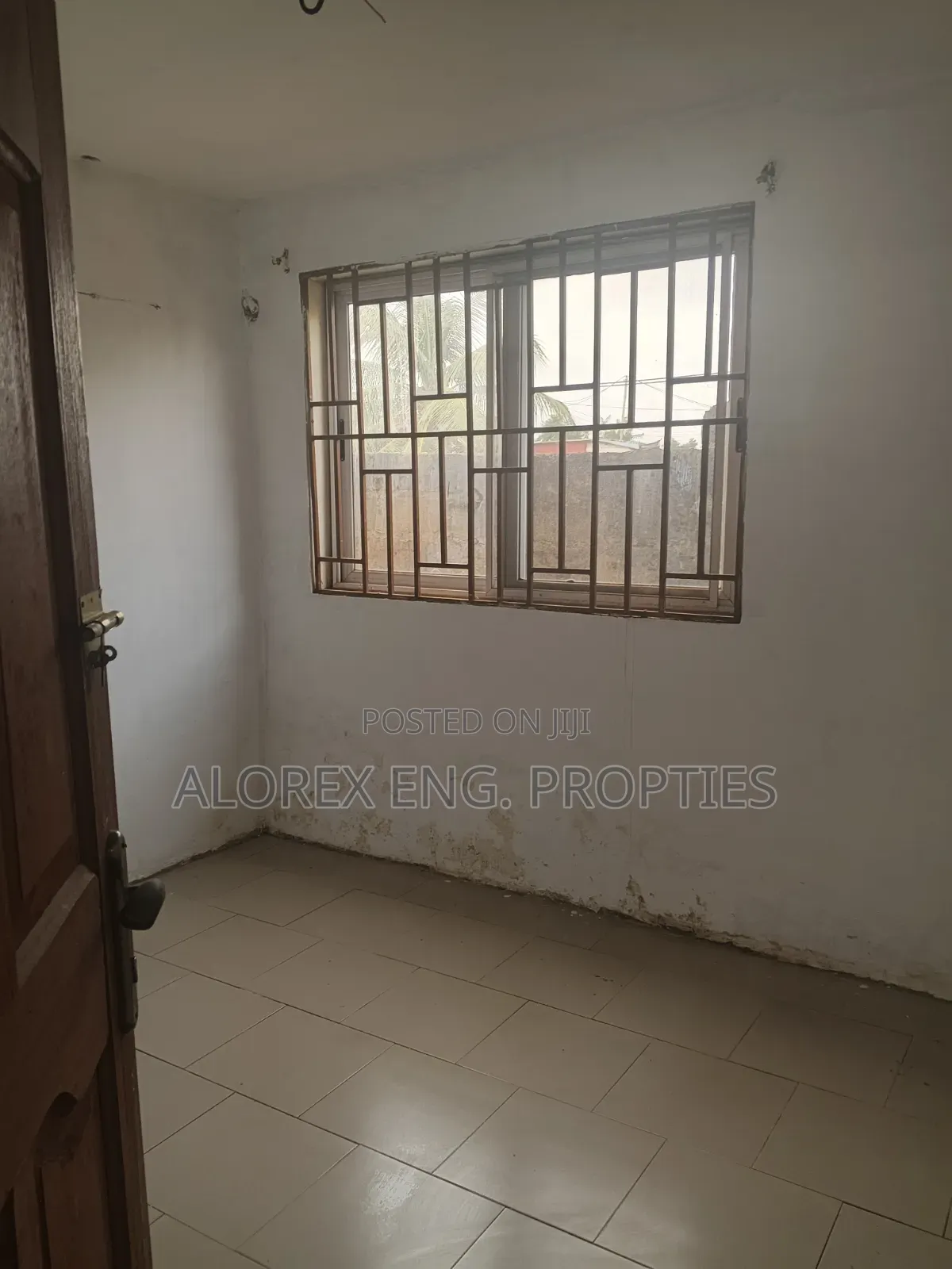 2bdrm Apartment in Adenta, Frafraha for rent