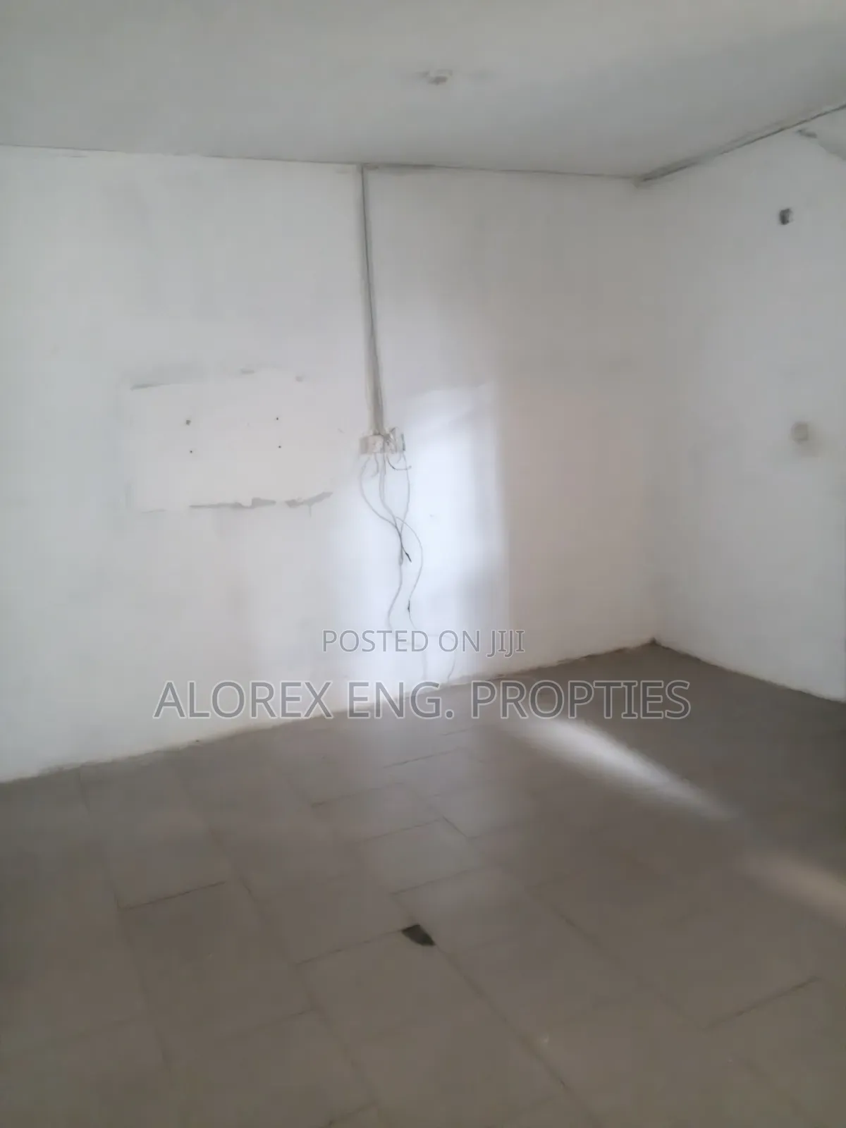 2bdrm Apartment in Adenta, Frafraha for rent