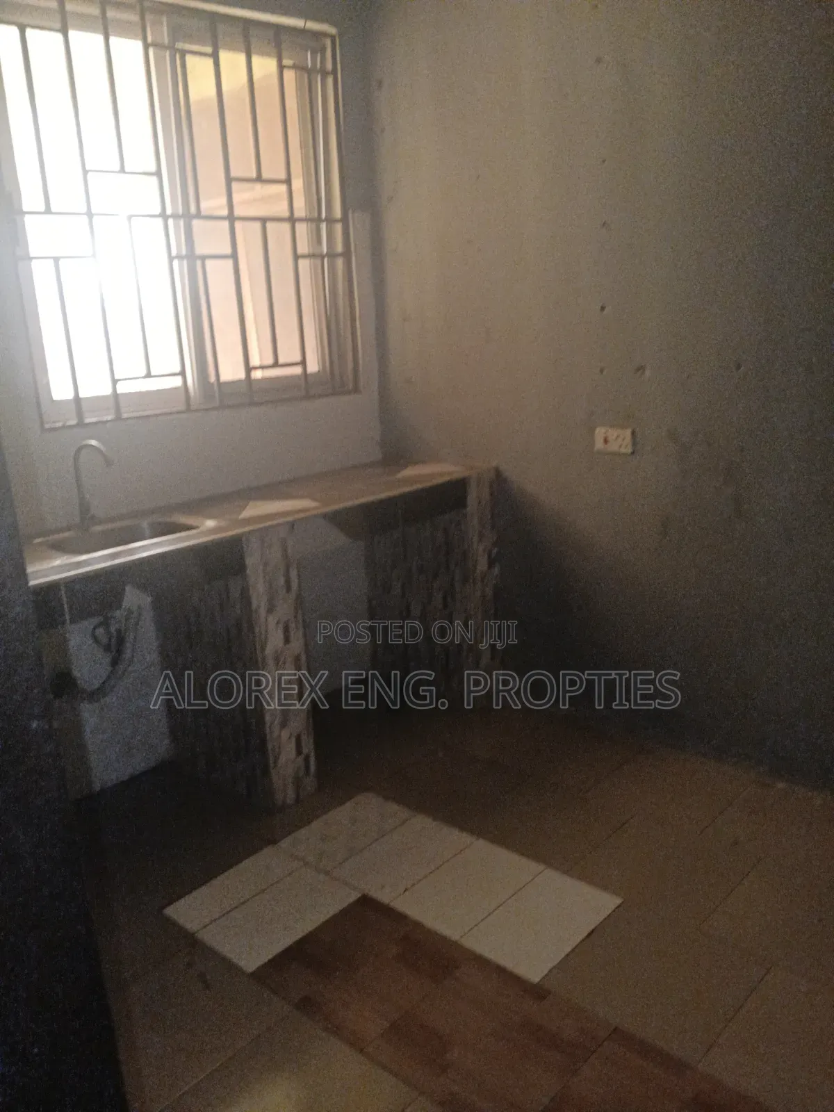 2bdrm Apartment in Adenta, Frafraha for rent