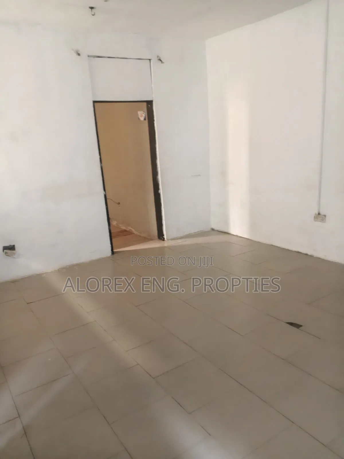 2bdrm Apartment in Adenta, Frafraha for rent
