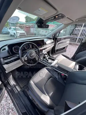 Kia Carnival 2023 Gray