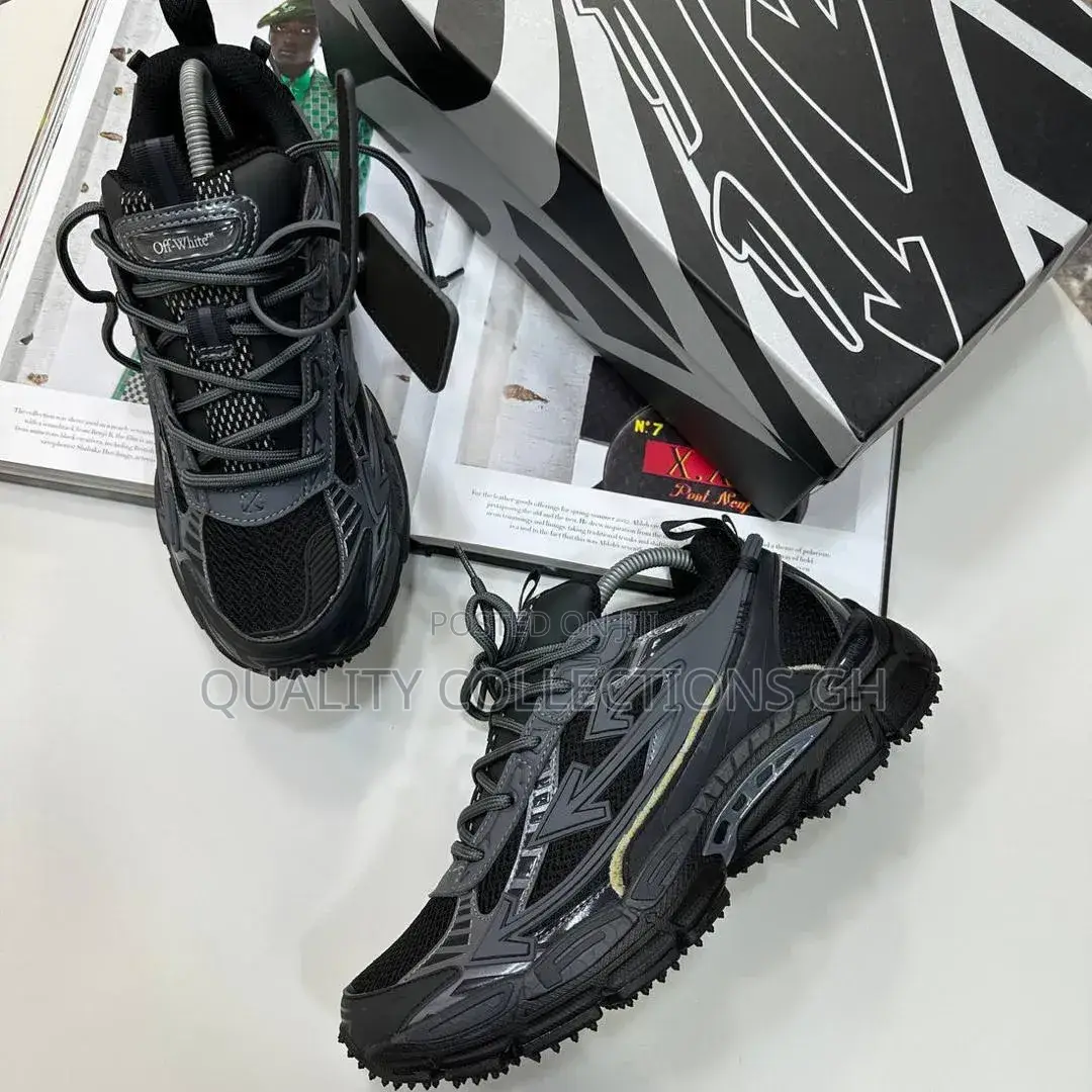 Off White Be Right Back Black