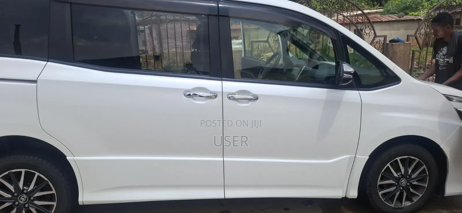 Toyota Voxy 2015 White