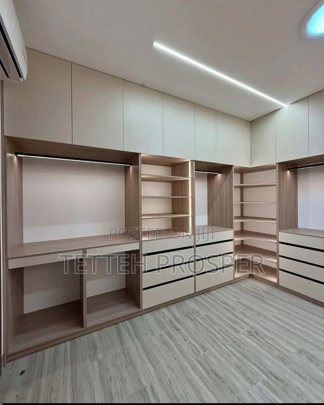 Wardrobes and Walk-in Closets