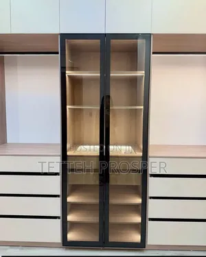 Wardrobes and Walk-in Closets