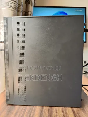 Desktop Computer 16GB Intel Xeon HDD+SSD 750GB