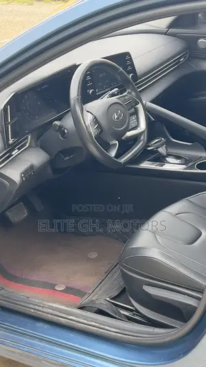 Hyundai Elantra 2021 Blue