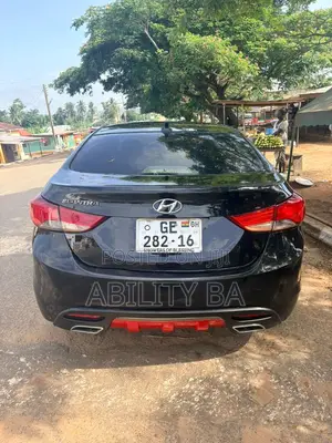 Hyundai Elantra 2012 Blue