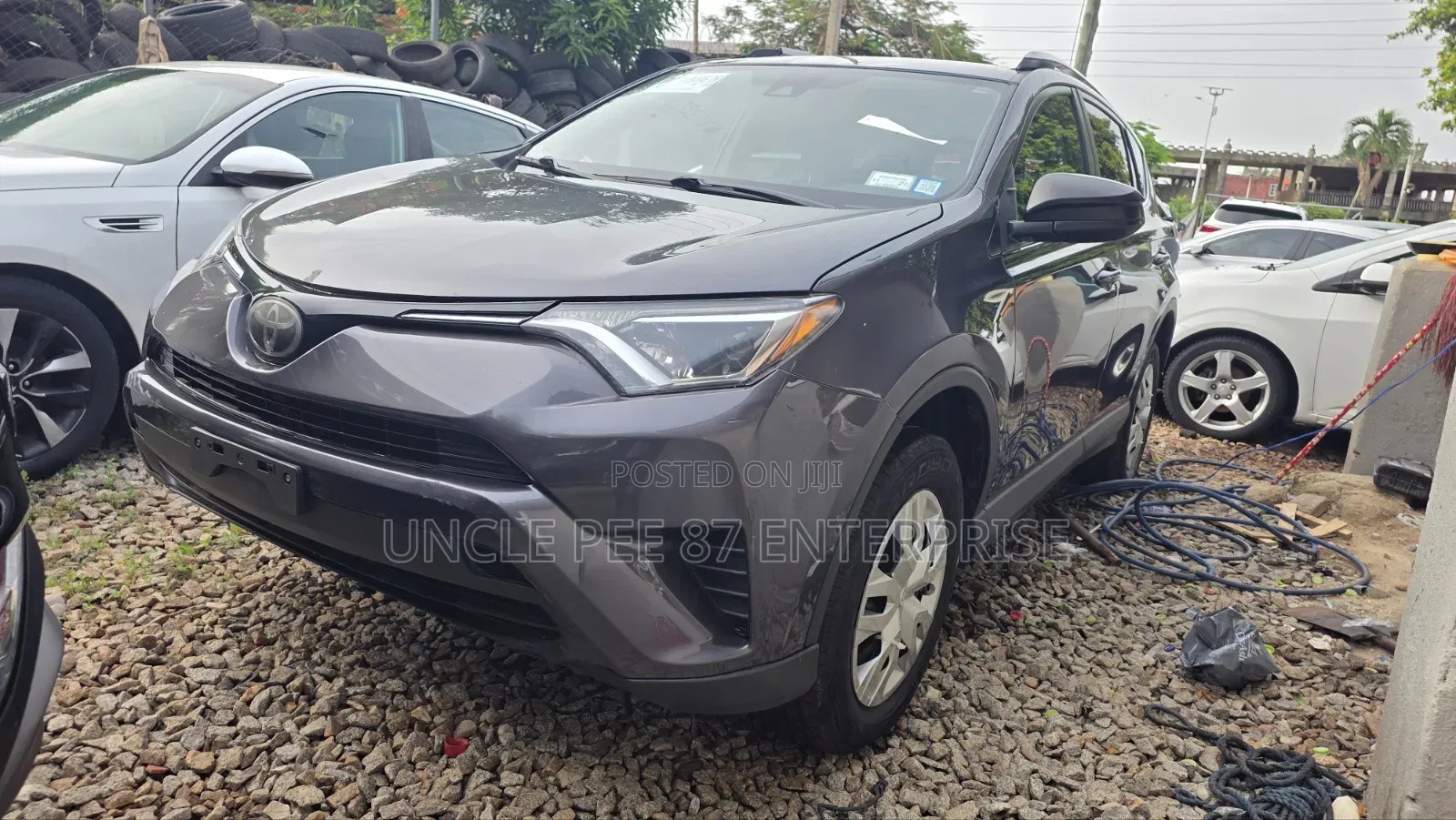 Toyota RAV4 Limited 4dr SUV (2.5L 4cyl 6A) 2018 Gray