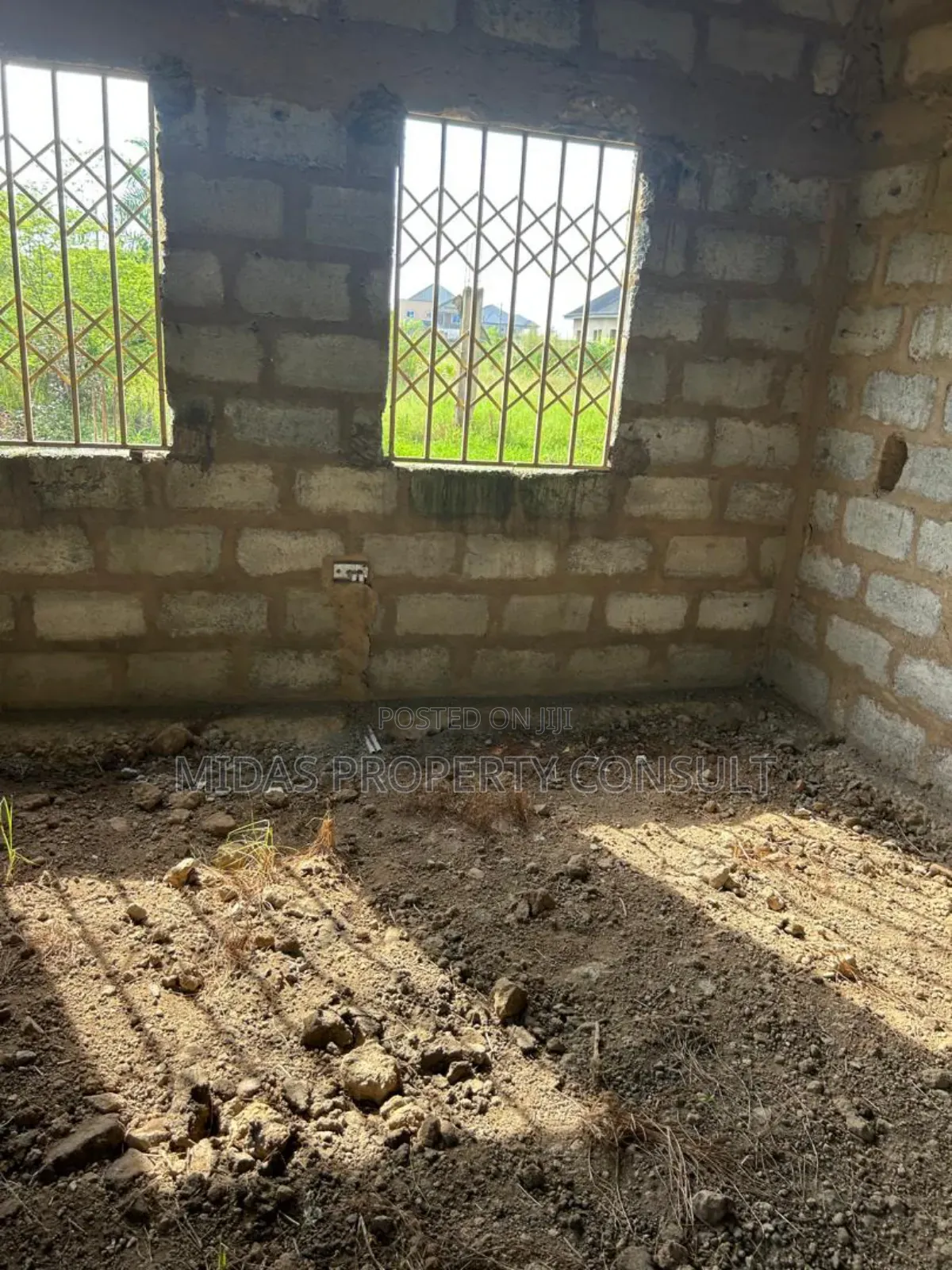 3bdrm House in Medie, Amasaman for sale
