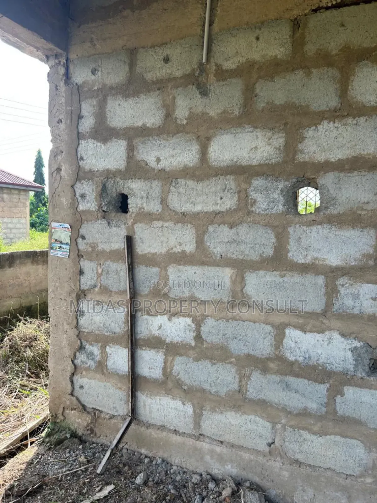 3bdrm House in Medie, Amasaman for sale