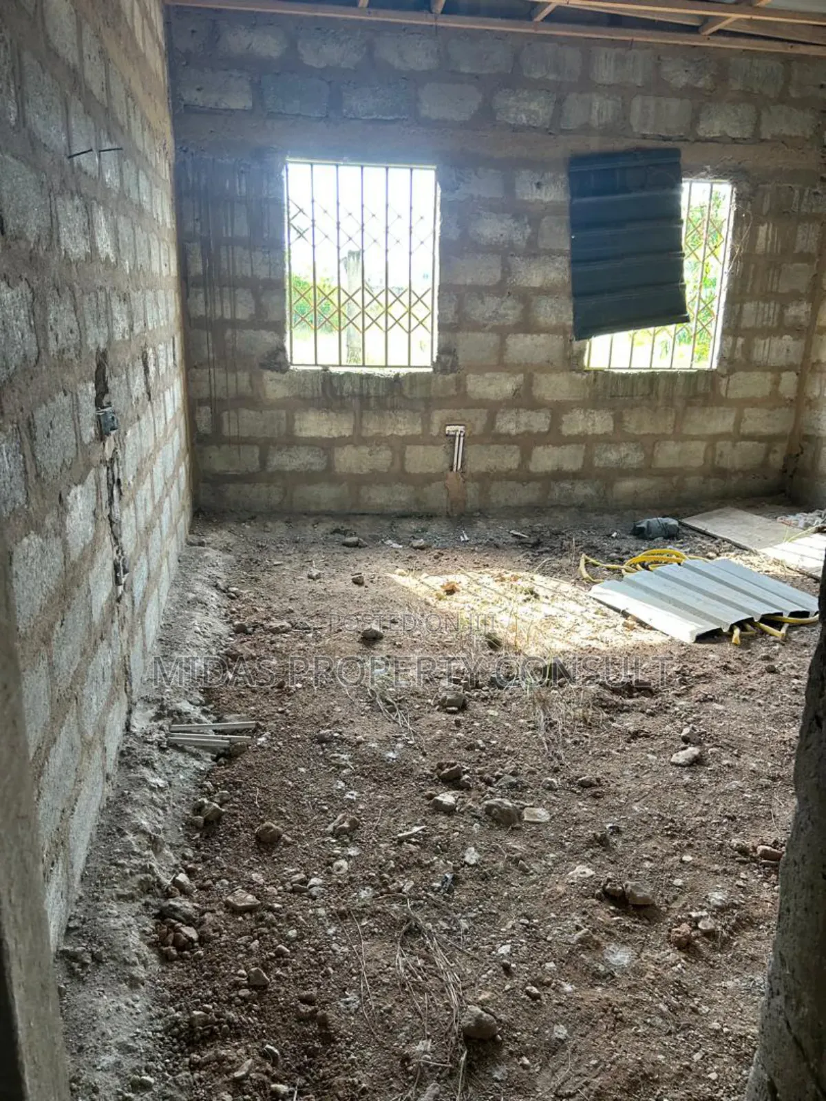 3bdrm House in Medie, Amasaman for sale