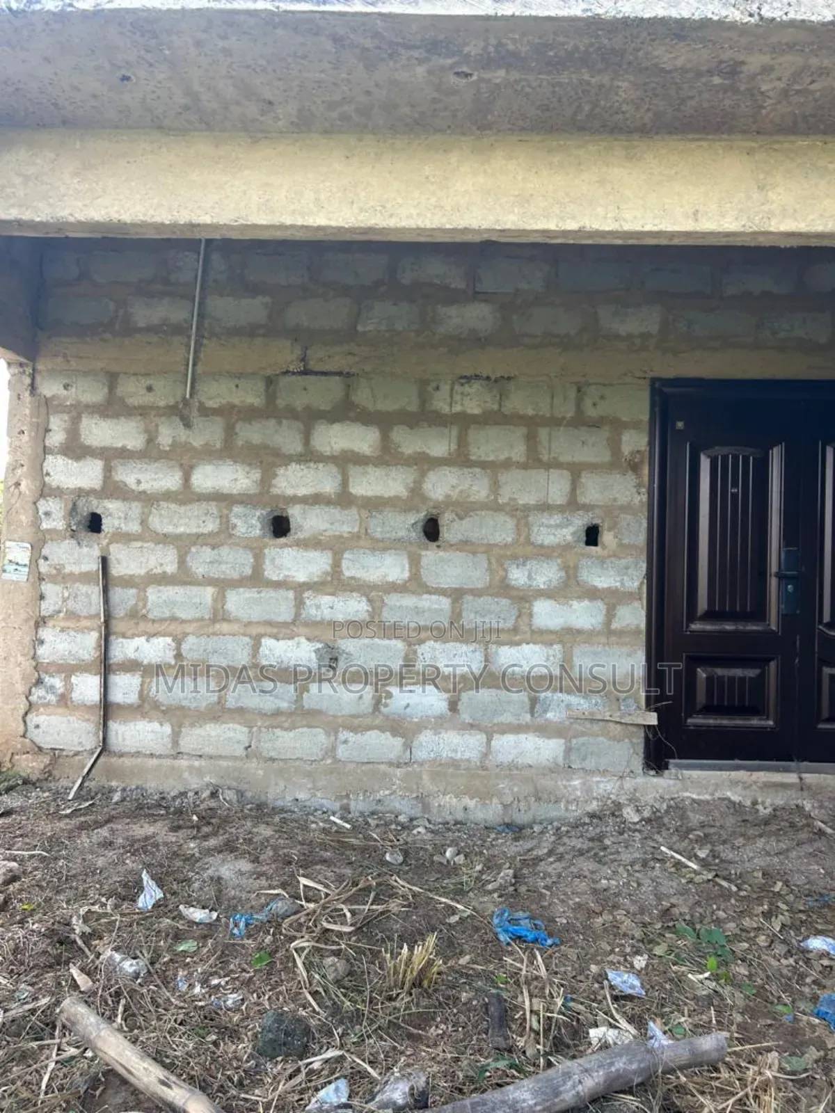 3bdrm House in Medie, Amasaman for sale