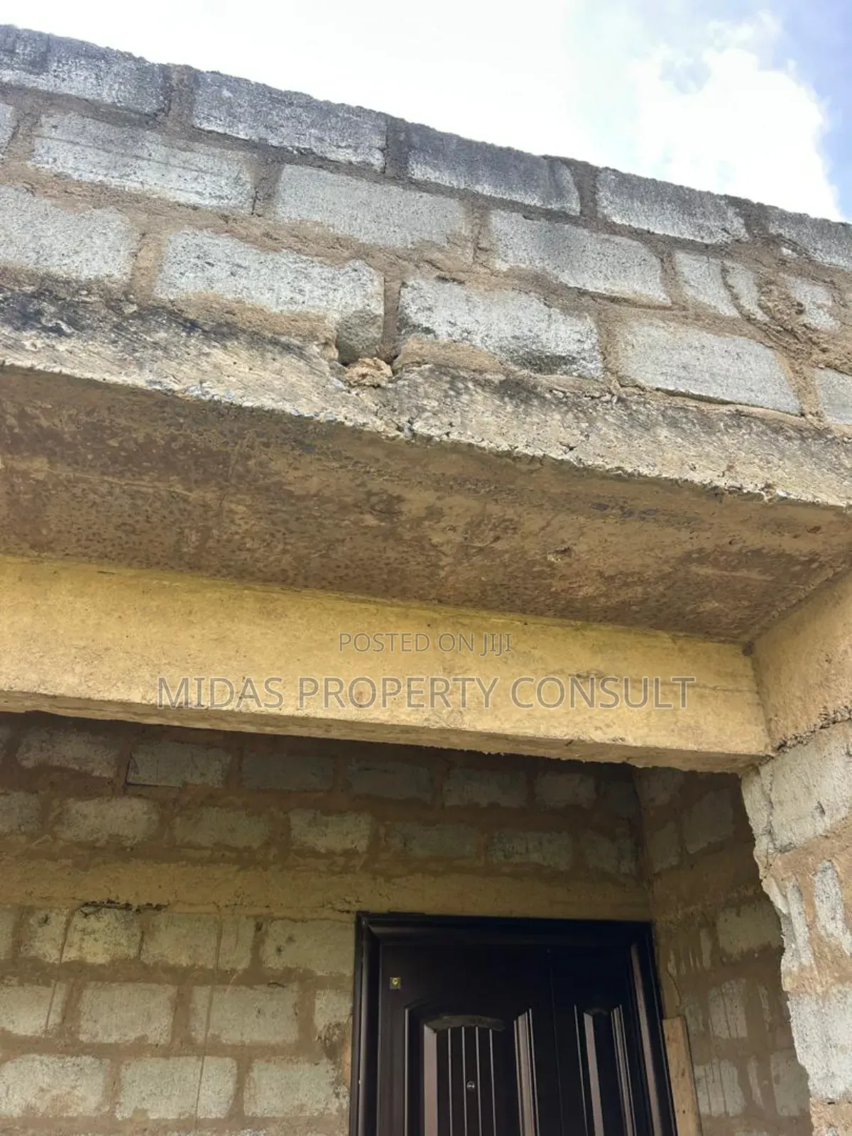 3bdrm House in Medie, Amasaman for sale