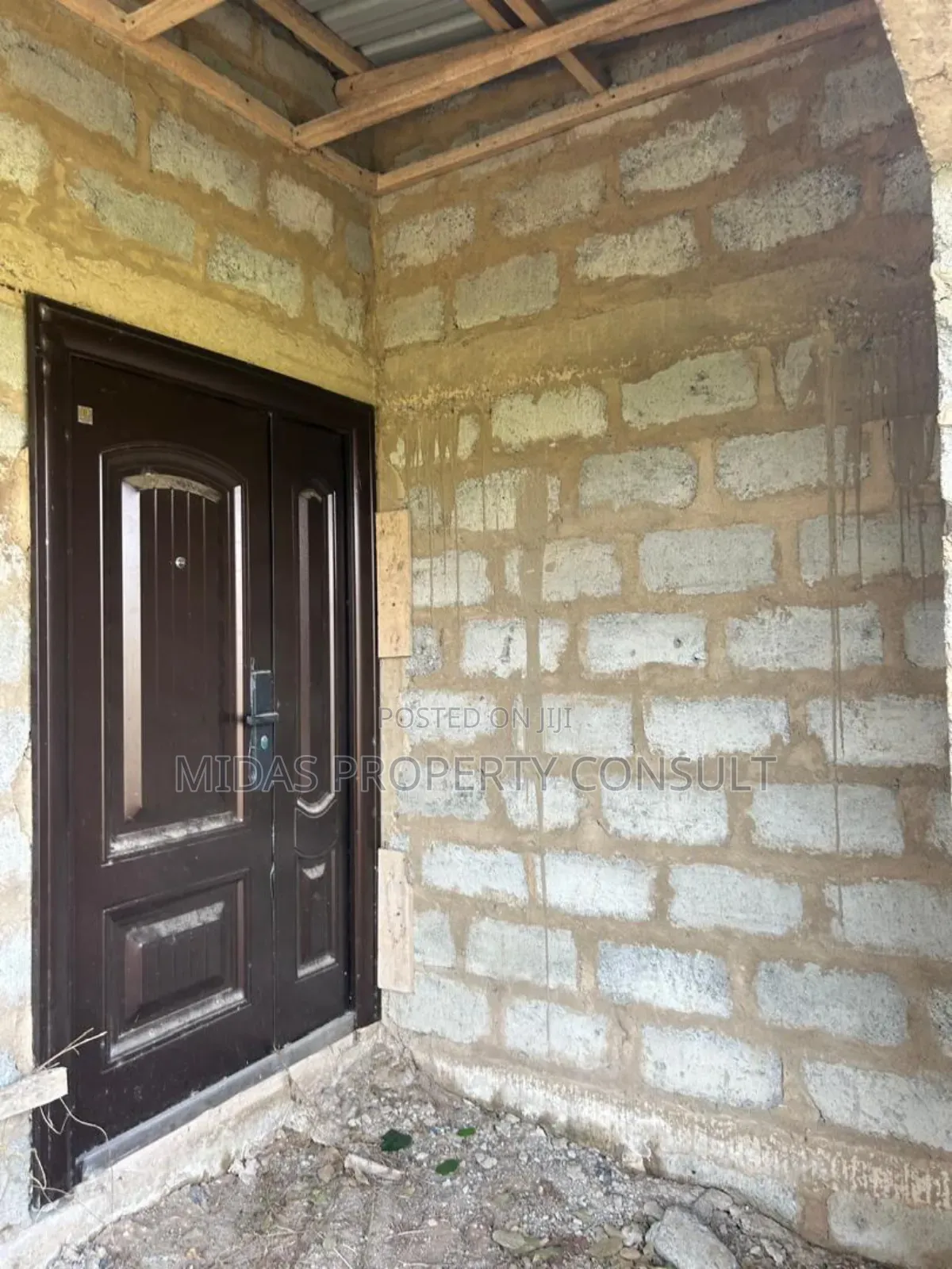 3bdrm House in Medie, Amasaman for sale