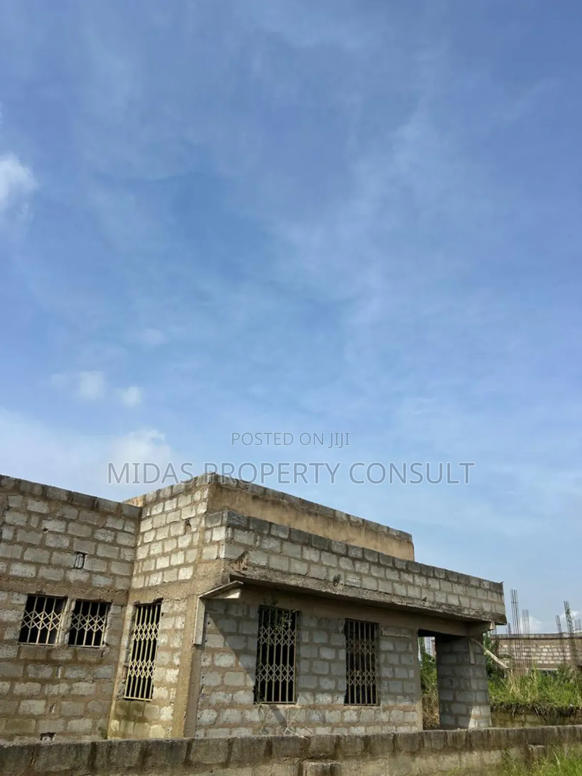 3bdrm House in Medie, Amasaman for sale