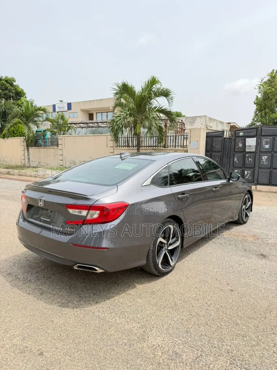 Honda Accord Sport (1.5L 4cyl Turbo CVT) 2019 Gray