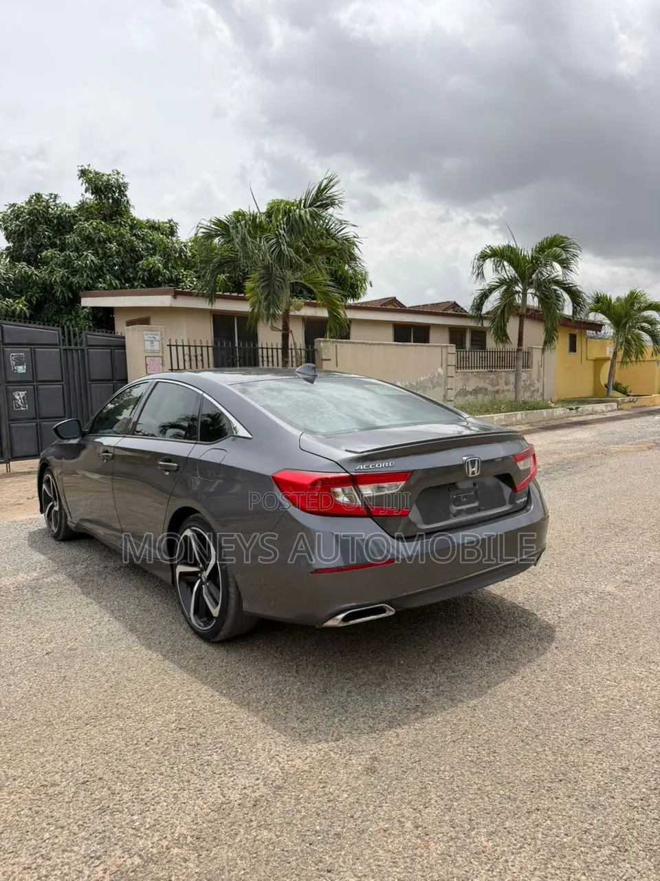 Honda Accord Sport (1.5L 4cyl Turbo CVT) 2019 Gray
