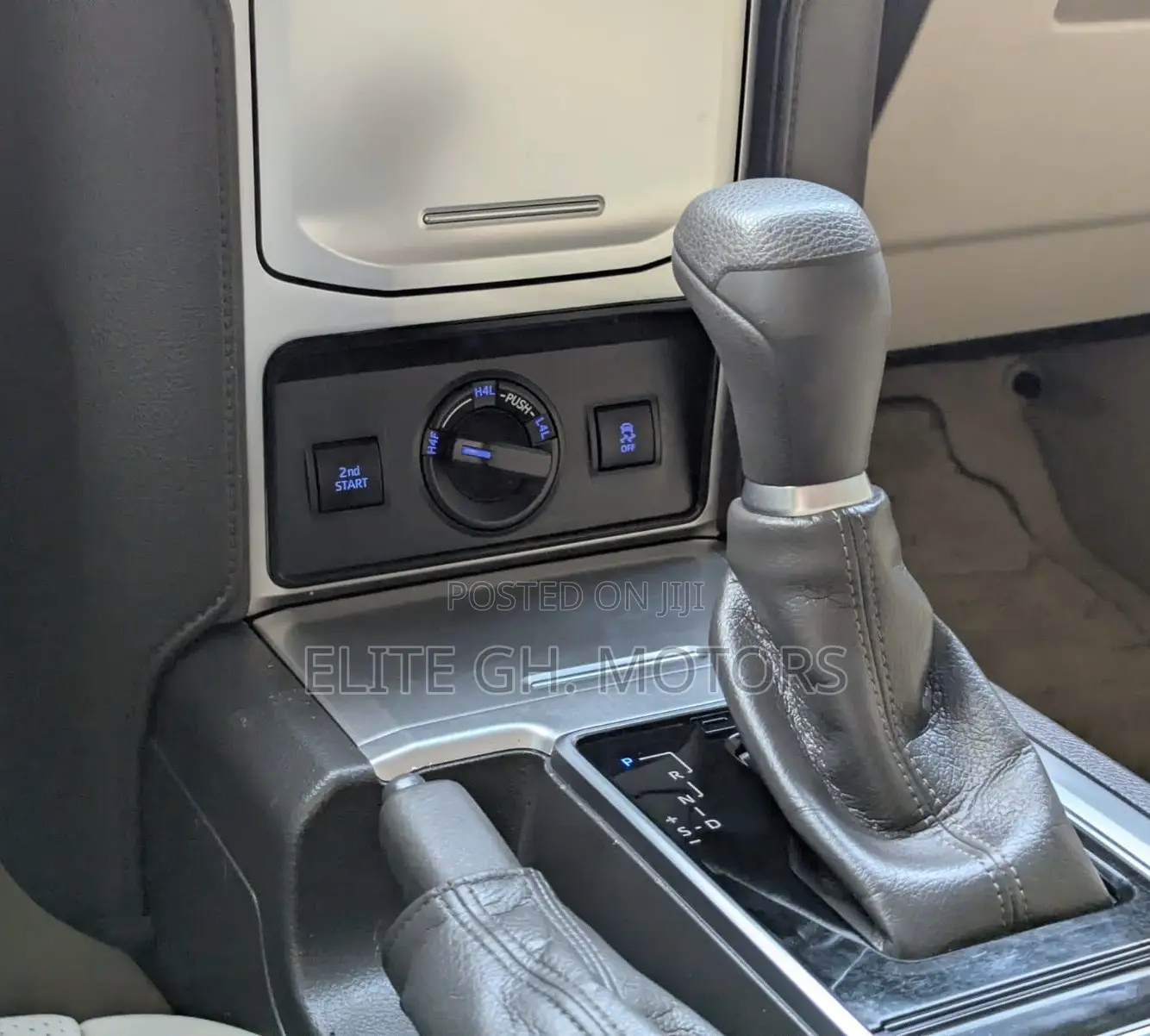 Toyota Land Cruiser Prado 2023 Black