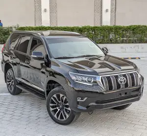 Toyota Land Cruiser Prado 2023 Black