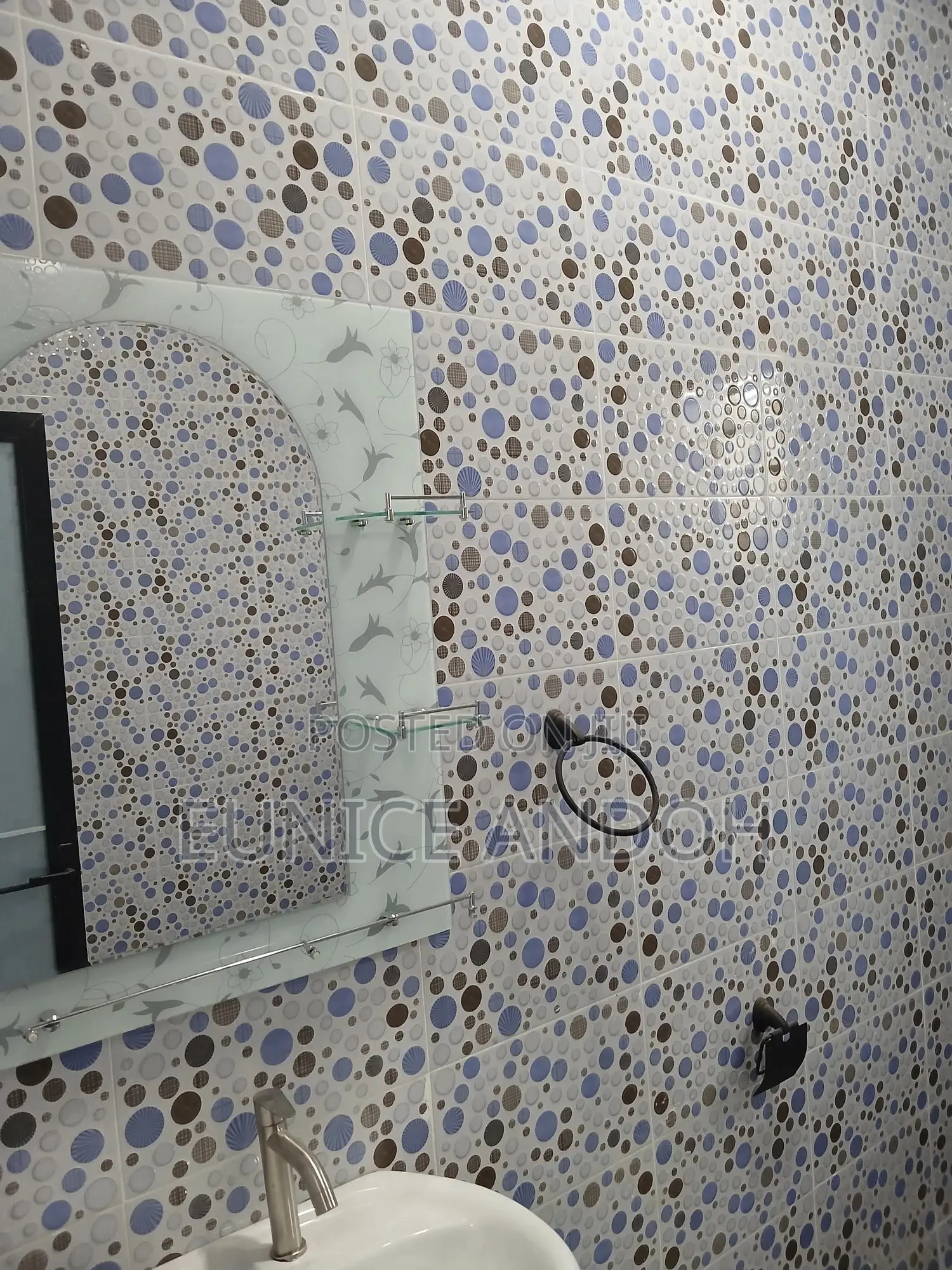 Furnished 2bdrm House in East Legon Hills, School Junction for rent