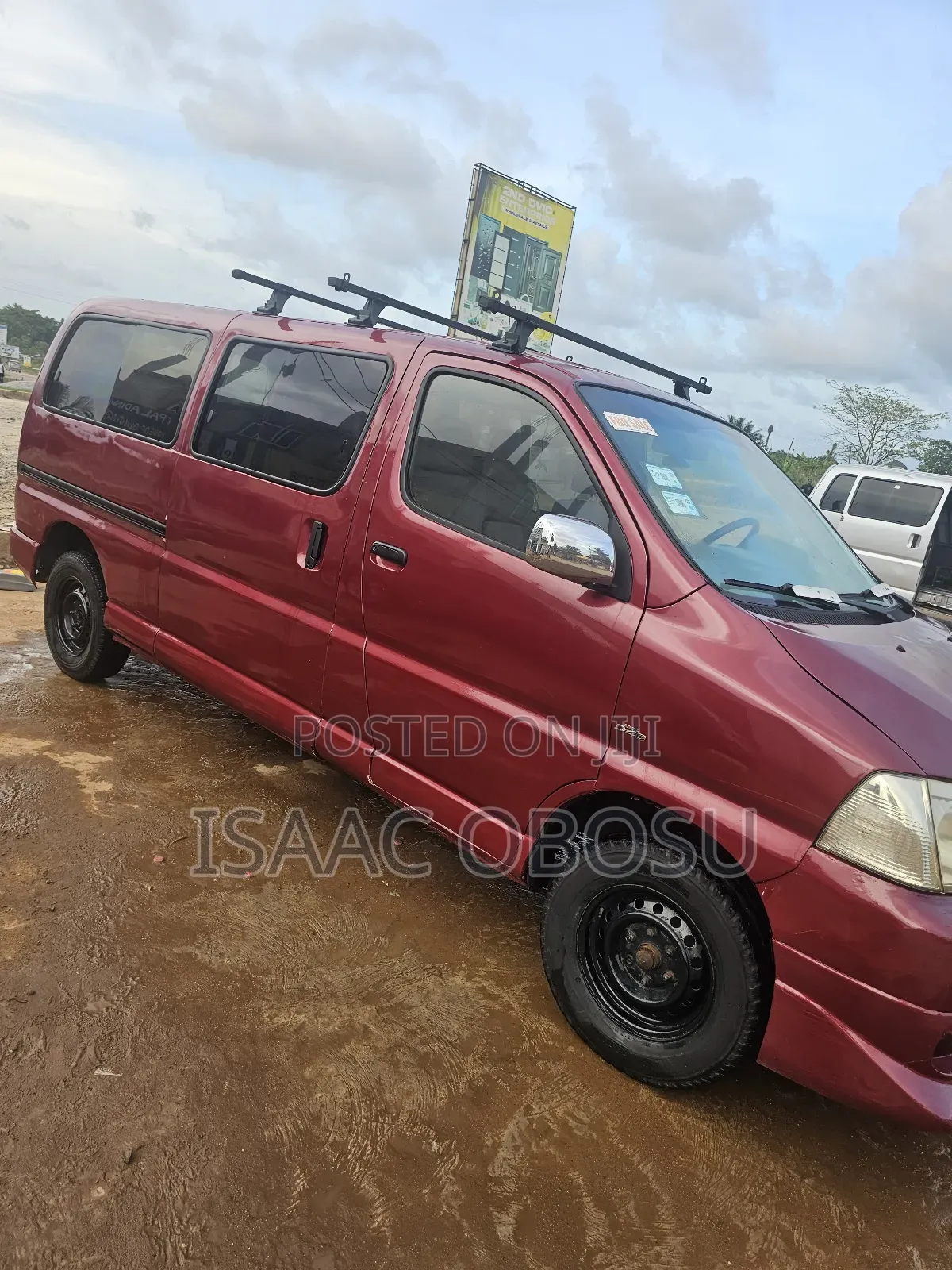 Toyota HiAce 2008 Red