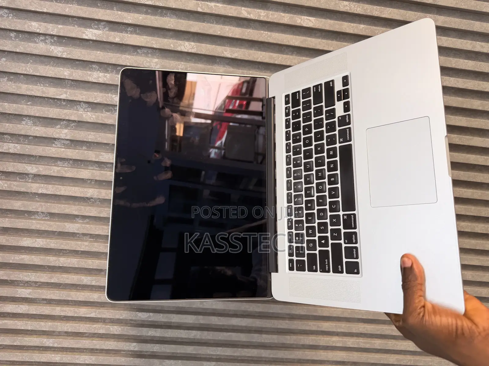 Laptop Apple MacBook Pro 2015 16GB Intel Core i7 SSD 256GB