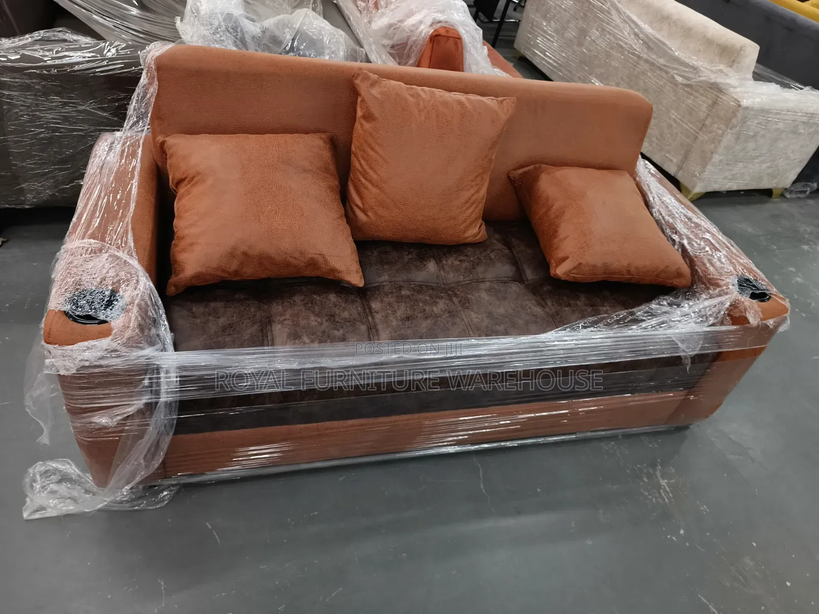 Soft-Touch Velvet Upholstery 3 in 1 Sofa