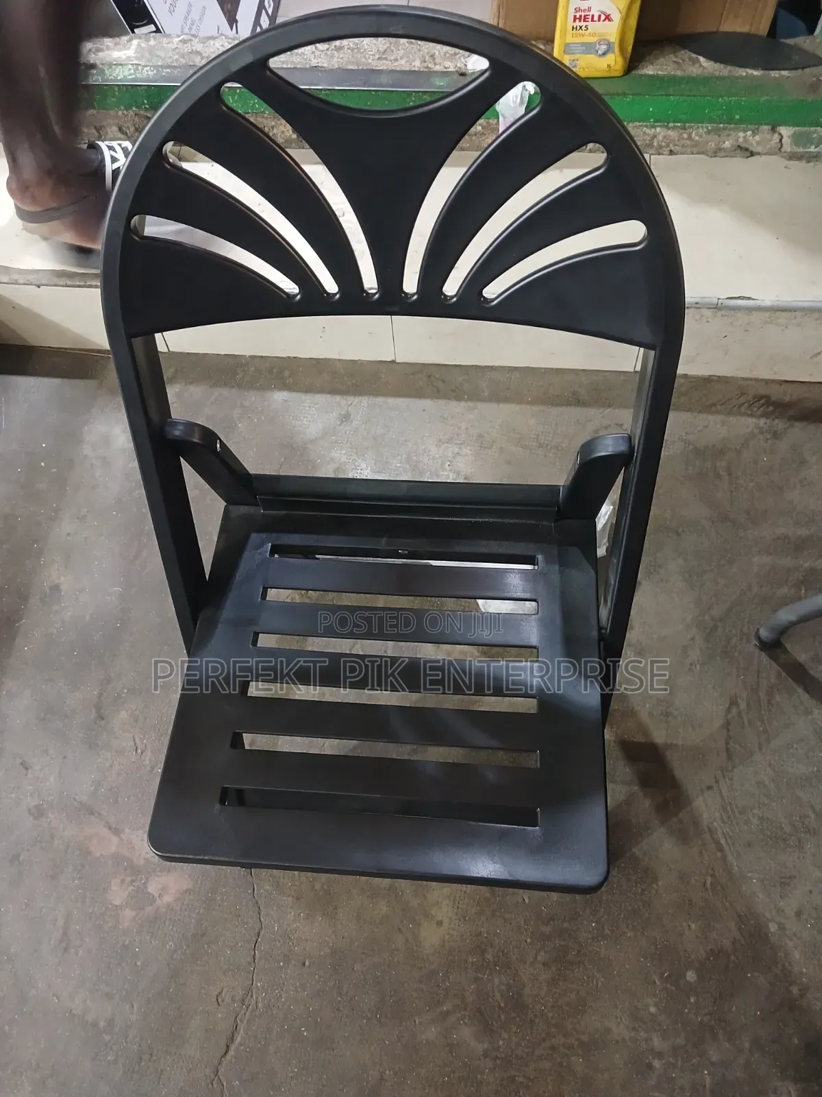Gladiator Chair