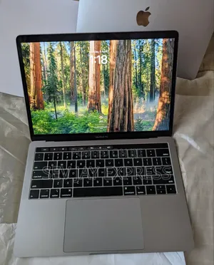 Laptop Apple MacBook Pro 2019 8GB Intel Core i5 SSD 256GB