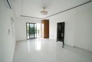 2bdrm House in Ashaley Botwe., School Junction for sale