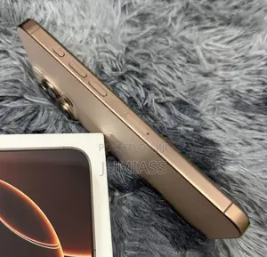 Apple iPhone 16 Pro Max 256 GB Gold