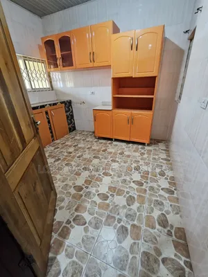 3bdrm Apartment in Lakeside Estates, for rent