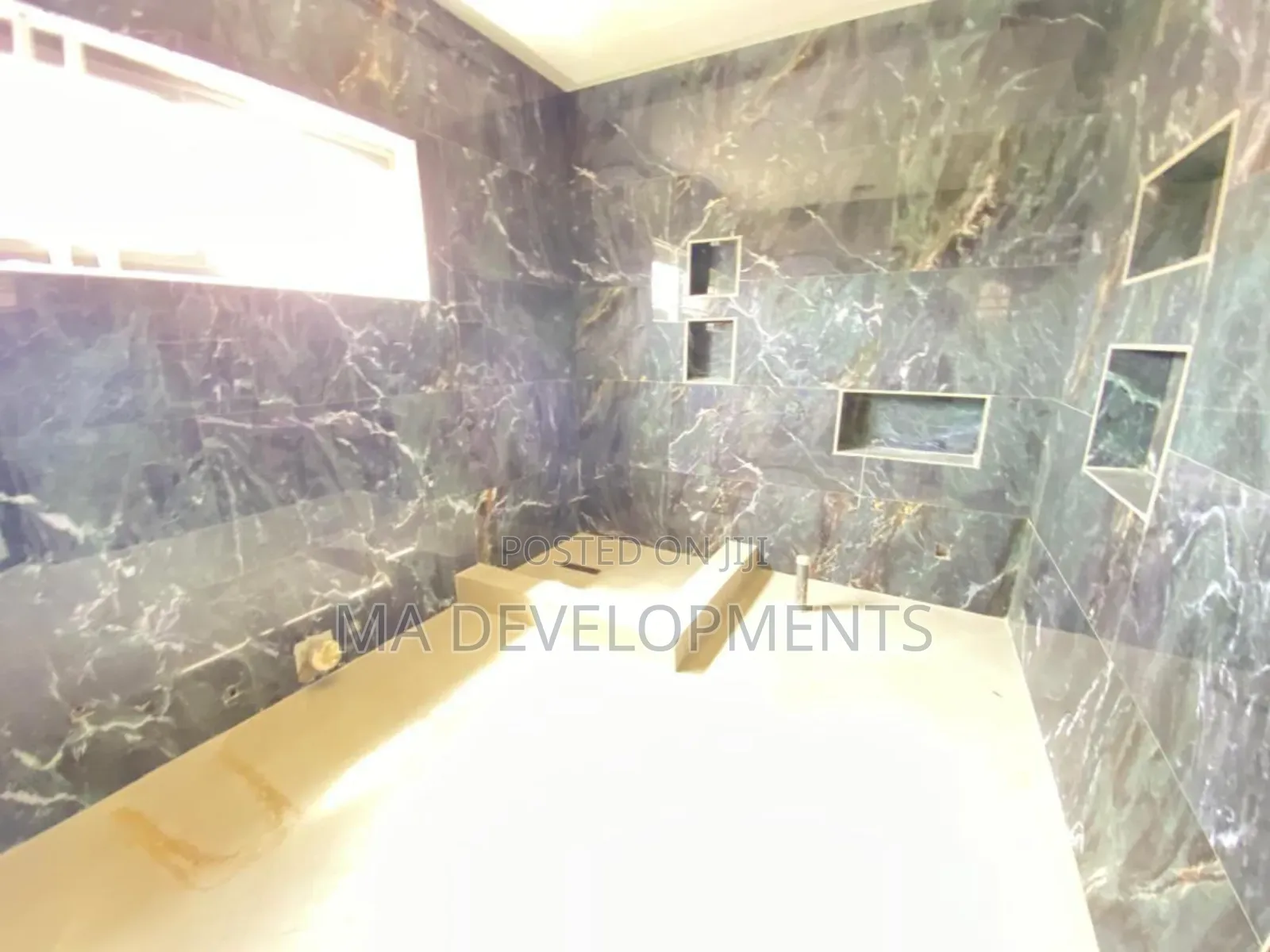 5bdrm House in Tantra Hills, Unity Closed for sale