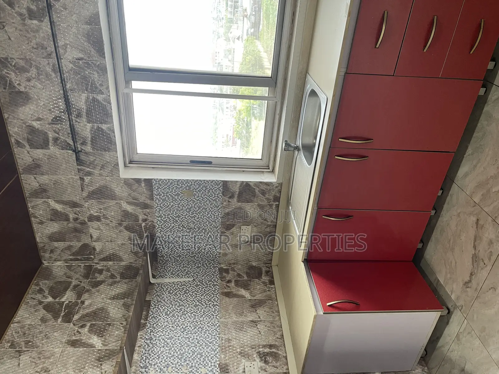 2bdrm Apartment in East Legon for rent