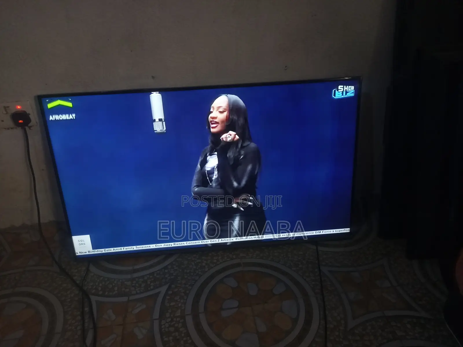 Just Arrived Used Uk 48" Samsung Tv With Remote